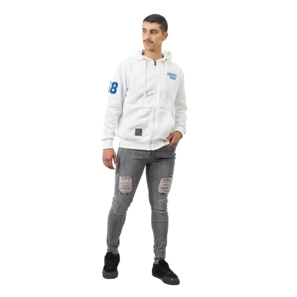 Polerón con Gorro y Cierre.